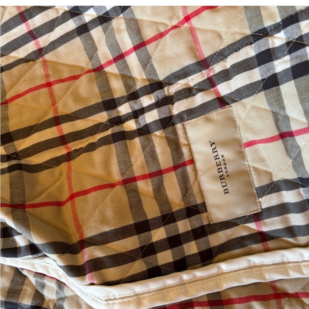 Burberry Plaid Quilted Jacket - image 4